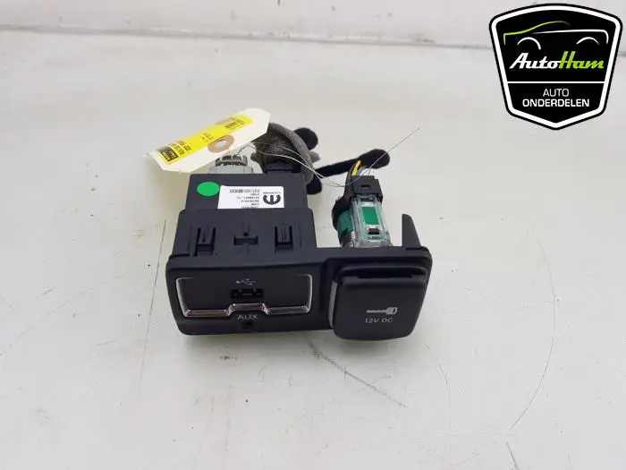 AUX/USB aansluiting Jeep Renegade