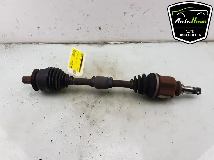 Aandrijfas links-voor Mazda 3.