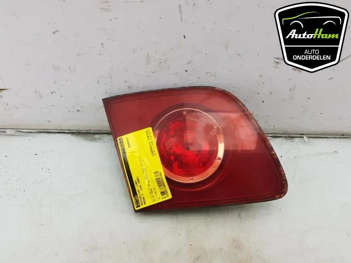 Achterlicht links Mazda 3.