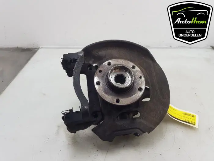 Fusee links-voor Renault Kadjar