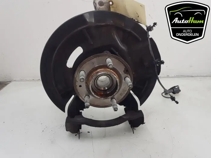 Fusee links-voor Opel Insignia
