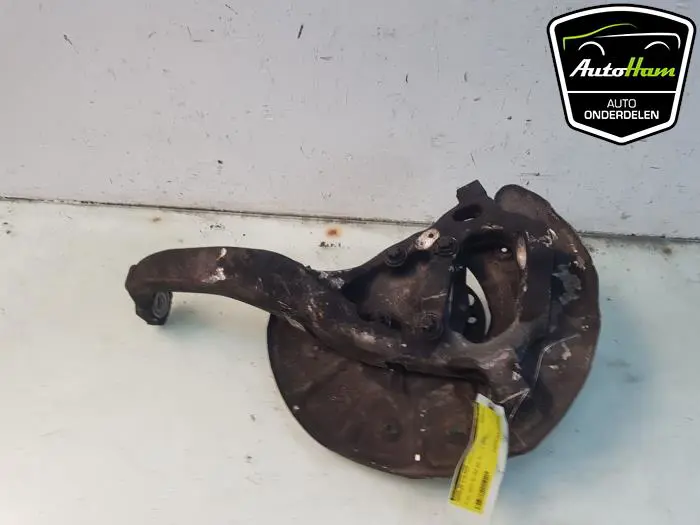 Fusee rechts-voor Mercedes C-Klasse