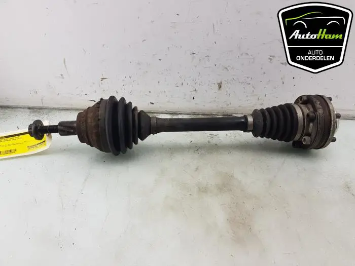 Aandrijfas links-voor Skoda Octavia
