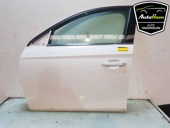 Portier 4Deurs links-voor Opel Corsa