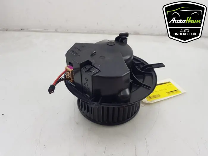 Kachel Ventilatiemotor Volkswagen Golf