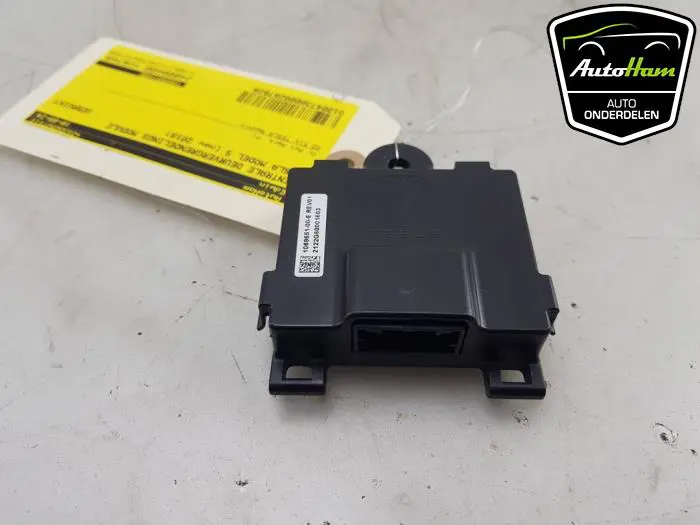 Centrale Deurvergrendelings Module Tesla Model S
