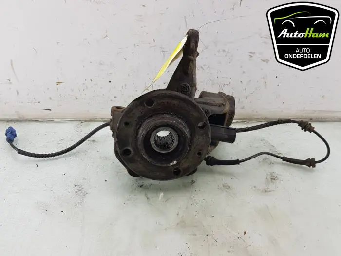 Fusee rechts-voor Peugeot 208