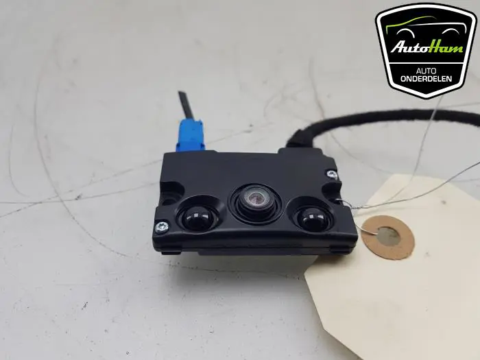Camera voorzijde Tesla Model Y