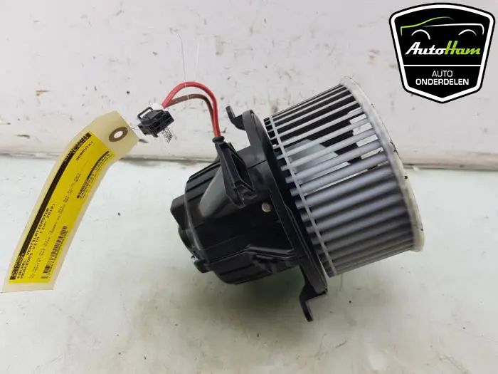 Kachel Ventilatiemotor Mercedes Vito