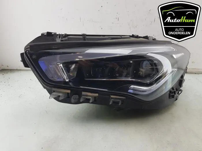 Koplamp links Mercedes CLA