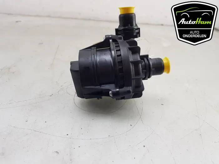 Extra waterpomp Landrover Range Rover