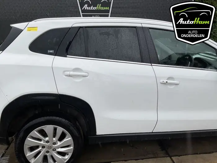 Portier 4Deurs rechts-achter Suzuki S-Cross