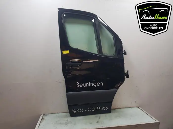 Portier 2Deurs rechts Mercedes Sprinter