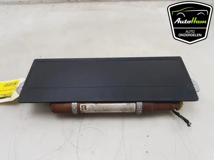 Knie airbag Porsche Panamera