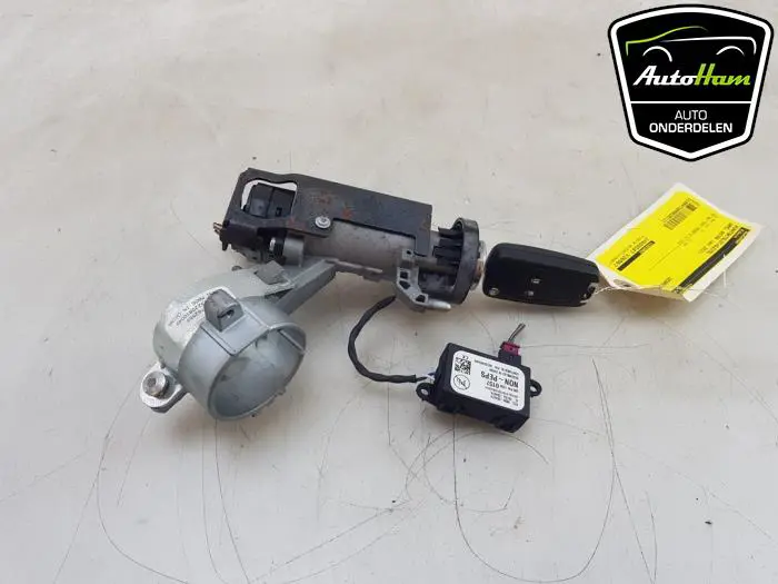 Kontaktslot+Sleutel Opel Astra