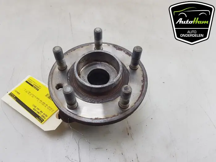 Fusee links-voor Volvo V40