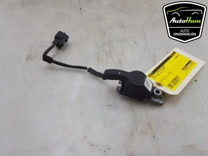 Popup Systeem Motorkap Volvo V40