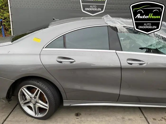 Portier 4Deurs rechts-achter Mercedes CLA