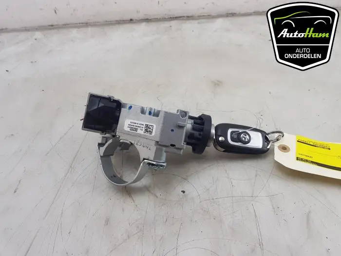 Kontaktslot+Sleutel Opel Astra