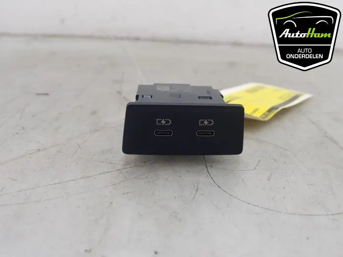 AUX/USB aansluiting Audi Q2