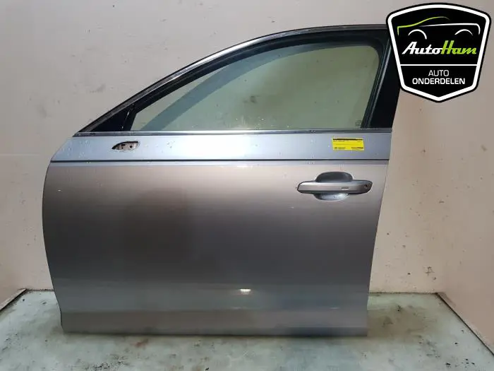 Portier 4Deurs links-voor Audi A4