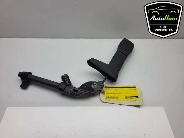 Gordelspanner links Volvo V50