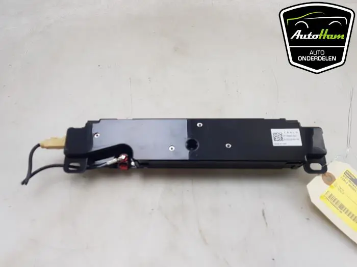 WiFi module Tesla Model Y