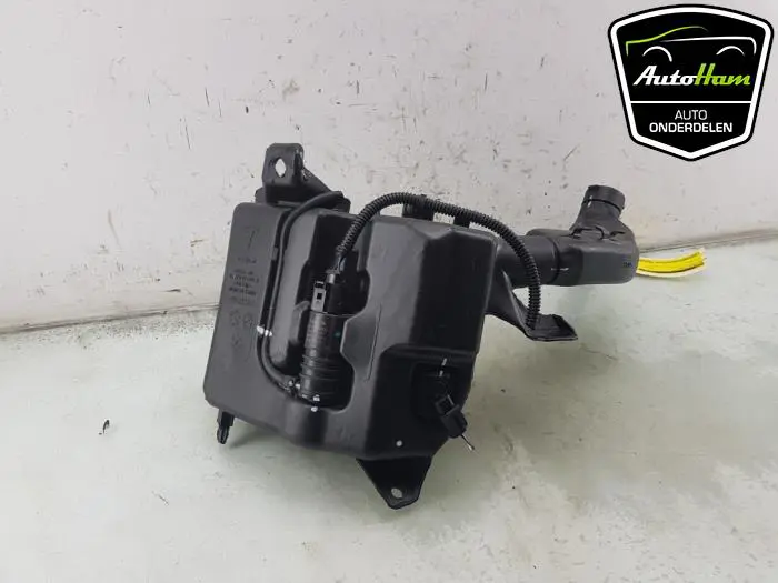 Ruitensproeiertank voor Tesla Model Y