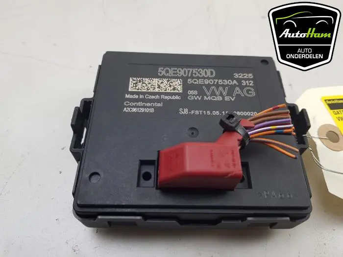 Gateway module Volkswagen Golf