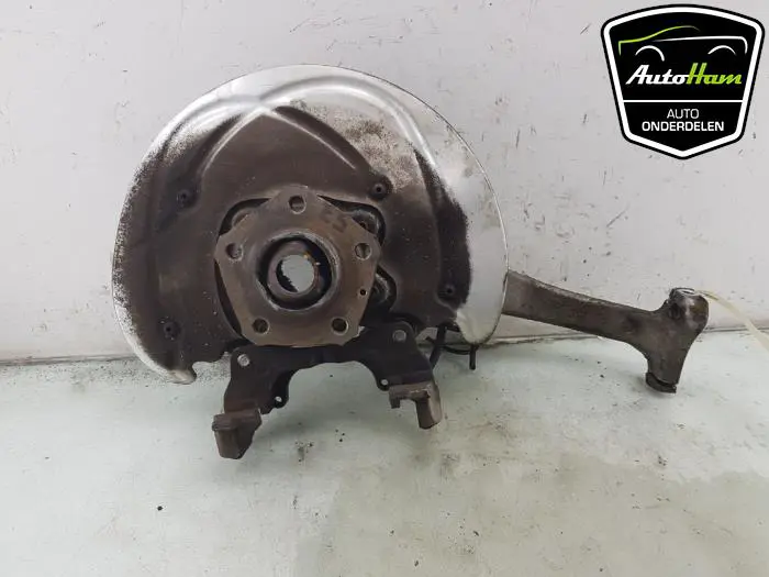 Fusee links-voor Audi A4
