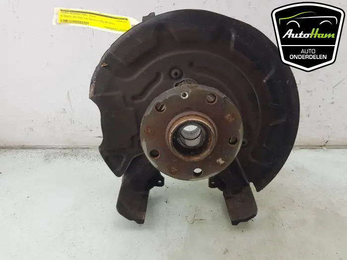 Fusee rechts-voor Skoda Octavia