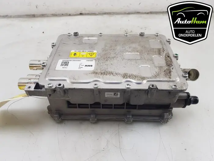 Acculader BMW X5