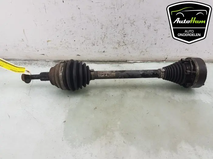 Aandrijfas links-voor Skoda Octavia