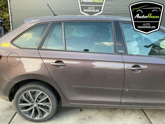 Portier 4Deurs rechts-achter Skoda Rapid