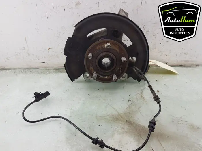 Fusee rechts-voor Opel Astra