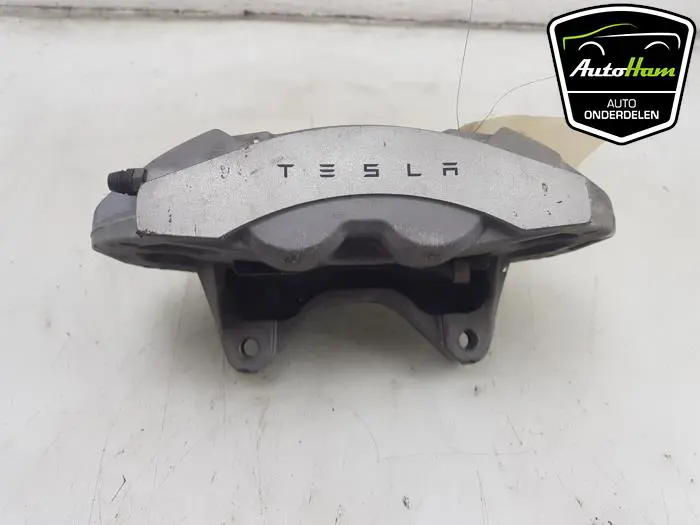 Remklauw (Tang) links-voor Tesla Model 3