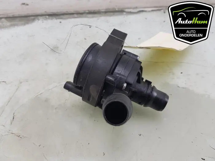 Extra waterpomp Citroen C4