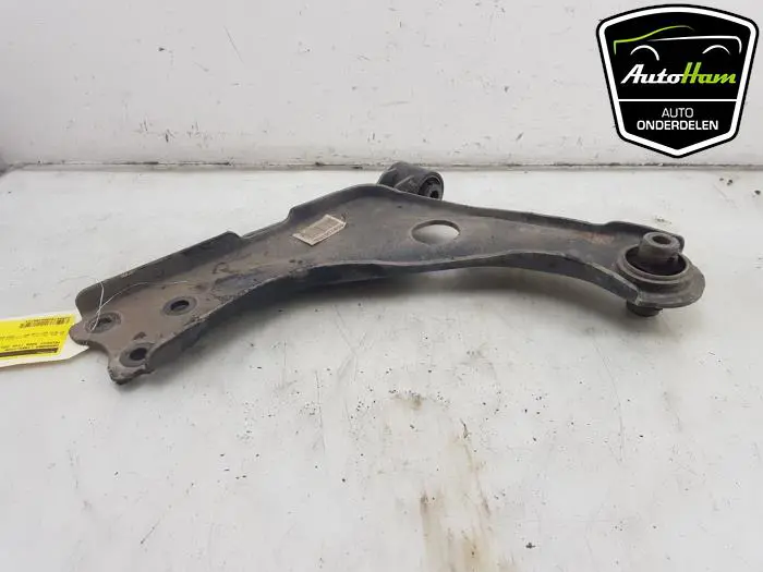 Draagarm links-voor Peugeot 5008