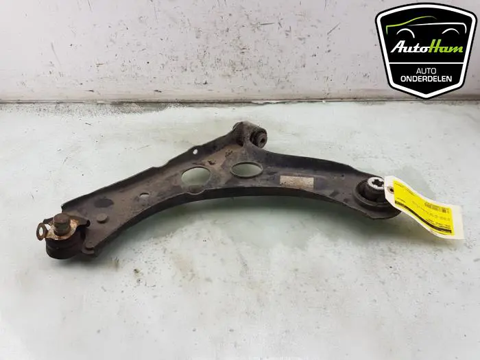 Draagarm links-voor Opel Corsa