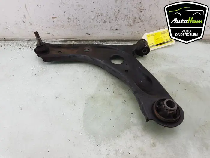 Draagarm links-voor Peugeot 108