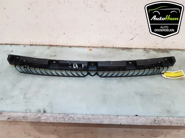 Bumpersteun midden-achter Skoda Scala