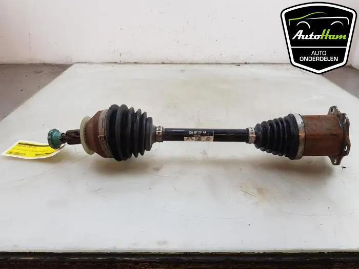 Aandrijfas links-voor Skoda Scala