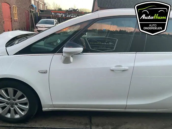 Portier 4Deurs links-voor Opel Zafira C