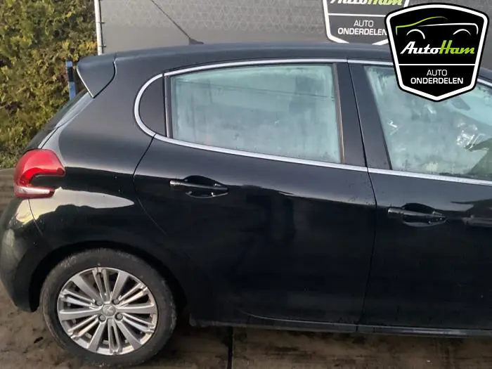 Portier 4Deurs rechts-achter Peugeot 208