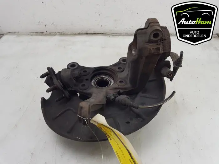 Fusee rechts-voor Volkswagen Caddy