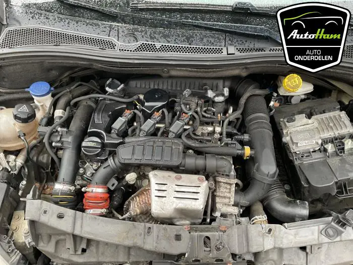 Motor Peugeot 208