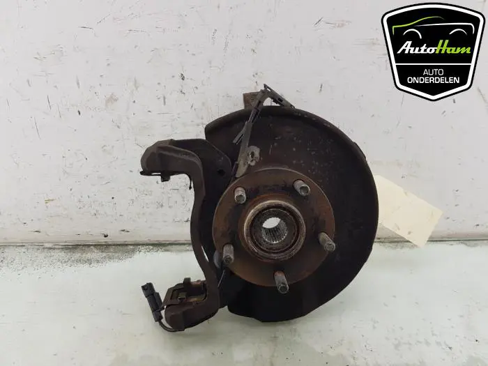 Fusee links-voor Mitsubishi Outlander