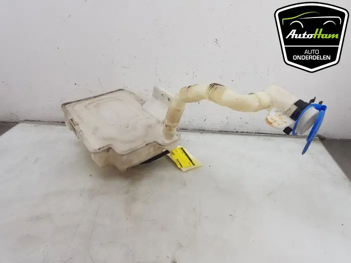 Ruitensproeiertank voor Volkswagen Golf