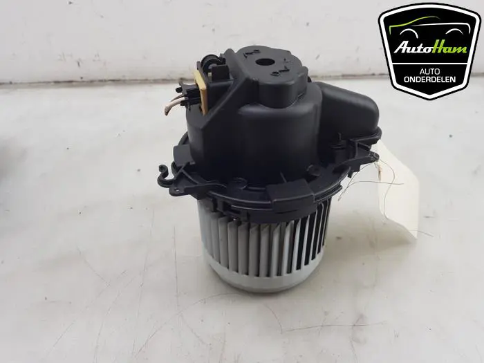 Kachel Ventilatiemotor Dacia Lodgy