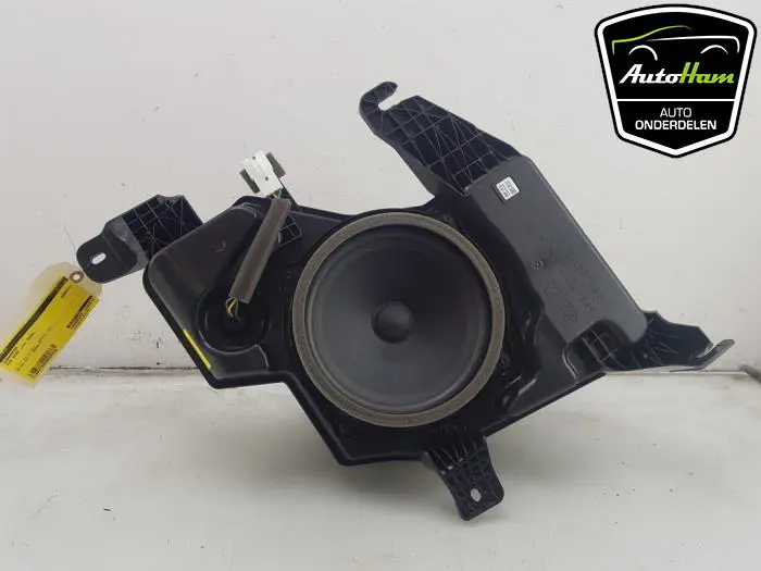 Subwoofer Kia Niro